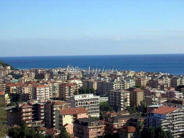 Villa Andora - foto 1