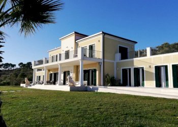 villa - Villa strada Antica Torre, 1, Cipressa - foto 1