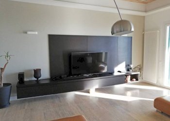 salone - Villa strada Antica Torre, 1, Cipressa - foto 2