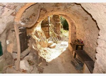 Monolocale via S. Bartolomeo, 13-16, Apricale - foto 1