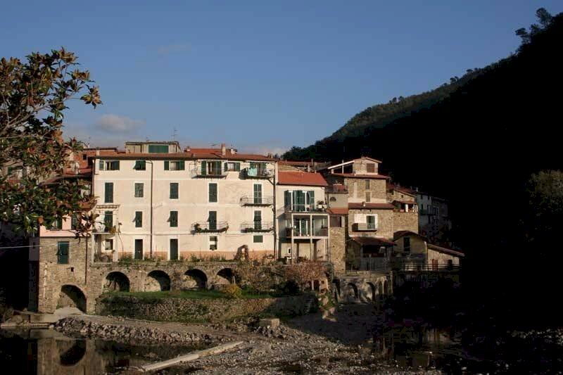 Facciata - Trilocale via Liberale, 8, Isolabona - foto 2