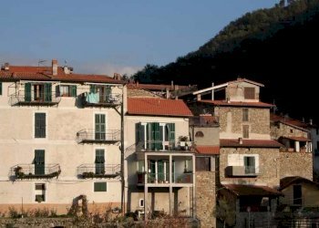 Facciata - Trilocale via Liberale, 8, Isolabona - foto 1