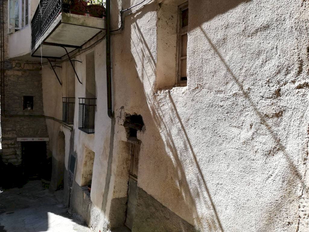 Particolare casa - Appartamento via Gian Domenico Cassini, 15, Perinaldo - foto 2