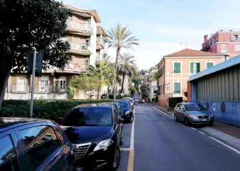 Via Regina Margherita - Negozio via Regina Margherita, Bordighera - foto 1