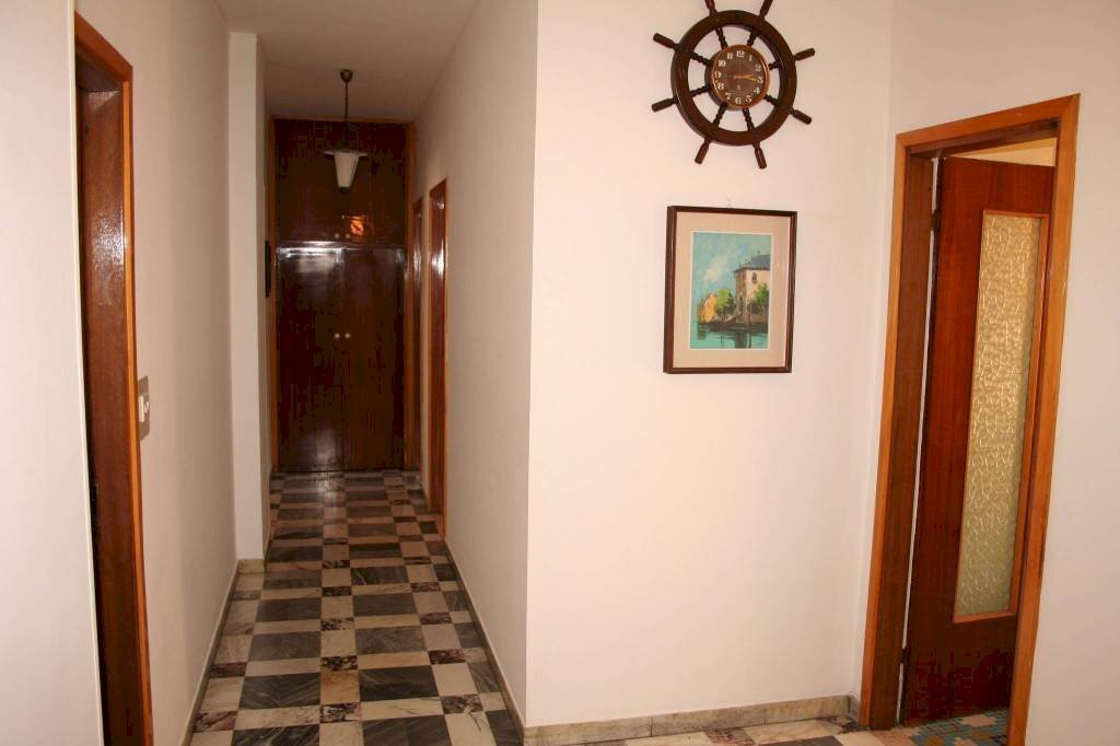 Interno palazzo - Trilocale via Don Bosco, Vallecrosia - foto 3