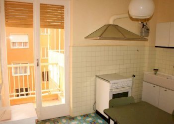 Cucina - Trilocale via Don Bosco, Vallecrosia - foto 5