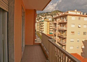 Balcone - Trilocale via Don Bosco, Vallecrosia - foto 16