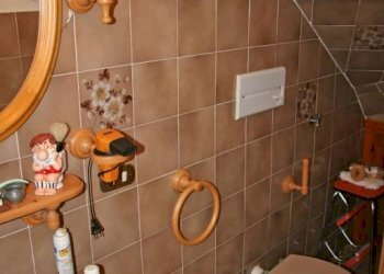 bagno - Trilocale via Ponte, 7, Pigna - foto 12