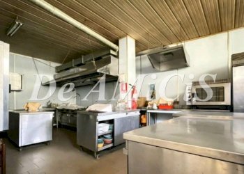 Cucina - Stabile - Palazzo strada Provinciale 68, 11, Dolceacqua - foto 9