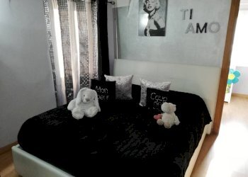 camera - Trilocale piazza Giuseppe Mazzini, San Biagio della Cima - foto 14