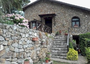 villa - Villa via Provinciale, Dolceacqua - photo 1