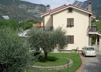 Villa Taggia - foto 2