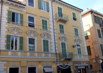 Fabbricato - Trilocale via Vittorio Emanuele II, Bordighera - foto 1