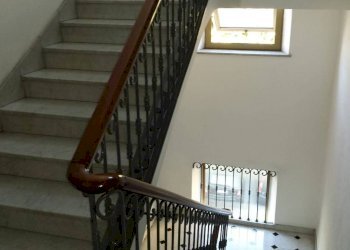 Scala  condominiale - Trilocale via Vittorio Emanuele II, Bordighera - foto 15