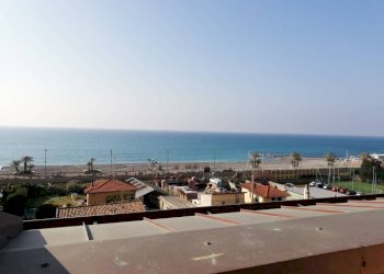 vista da terrazzo - Attico via degli Amici, Bordighera - foto 14