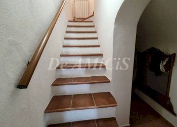 scala di accesso - Trilocale Isolabona - foto 3