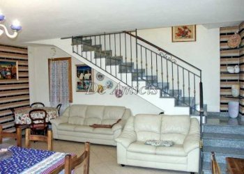 scala interna - Villa Dolceacqua - photo 14