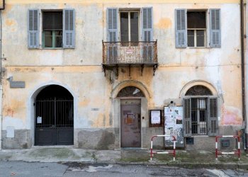 facciata verso strada - Appartamento via San Rocco, Pigna - foto 3