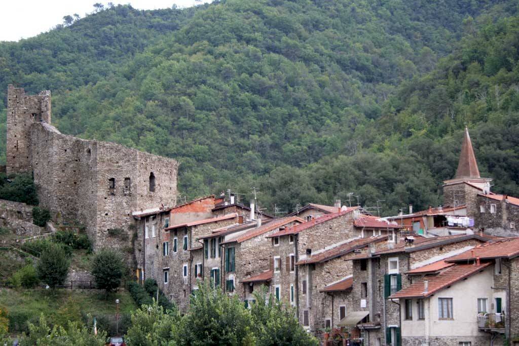 Isolabona - Independent house Isolabona - photo 1