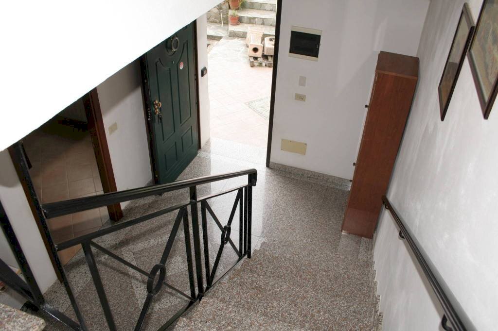 ingresso+scala - Villa via Roma, 16, San Biagio della Cima - foto 3