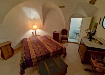 Camera da letto - Bilocale via Casai, 13, Pigna - foto 20