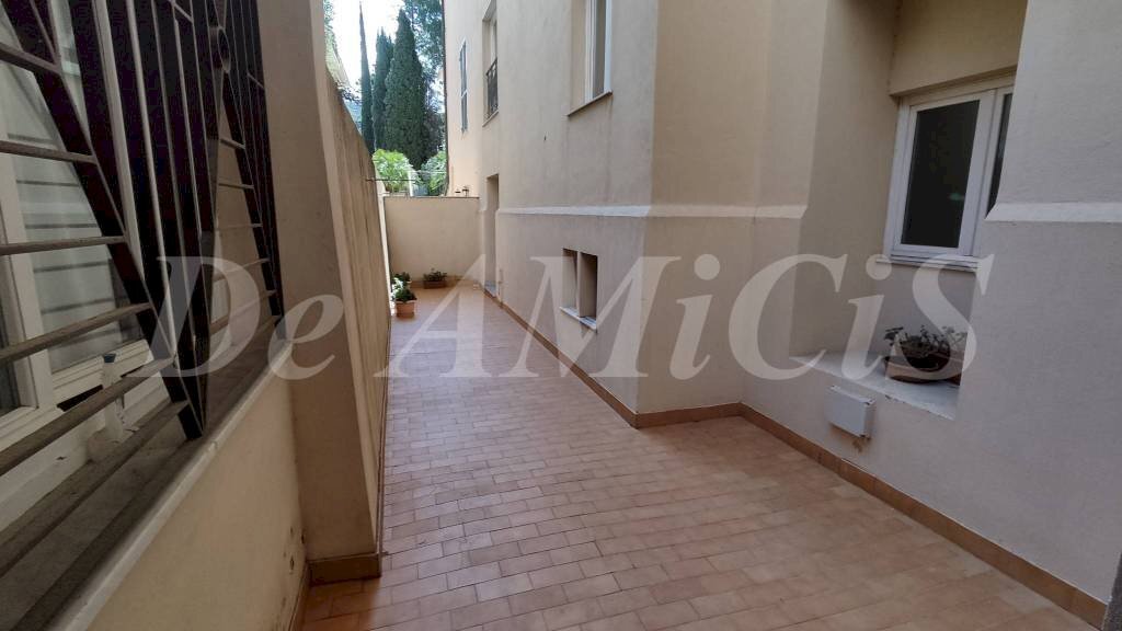 corte - Trilocale via Romana, 40, Bordighera - foto 2