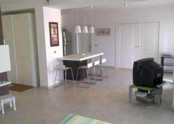 zona pranzo - Three-room apartment via Gabriele D'Annunzio, 2-4, Imperia - photo 8