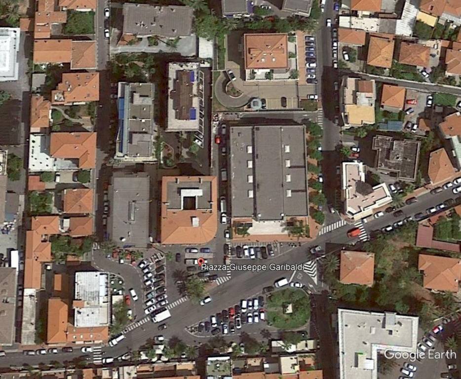 Magazzino Bordighera - foto 1