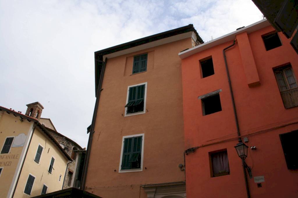 Four-room apartment via Umberto I, 2, Castel Vittorio - photo 2