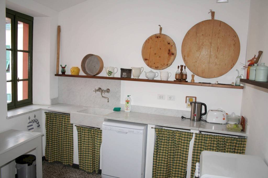 Four-room apartment via Umberto I, 2, Castel Vittorio - photo 3