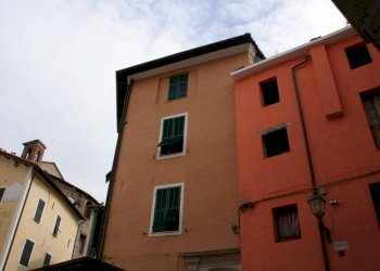 Quadrilocale via Umberto I, 2, Castel Vittorio - foto 2