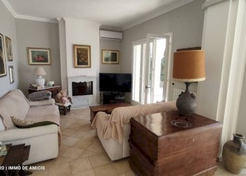 SALONE CON CAMINETTO - Villa Località Nofea, Vallecrosia - foto 17