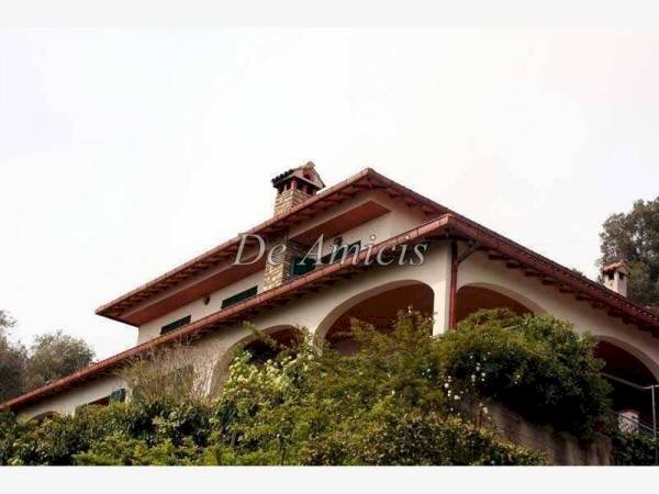 Villa Ventimiglia - photo 1