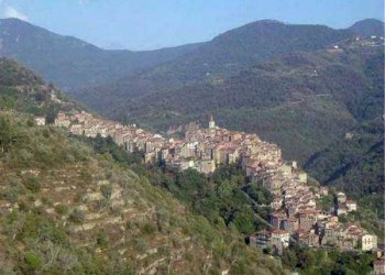 Two-room apartment Apricale - photo 1