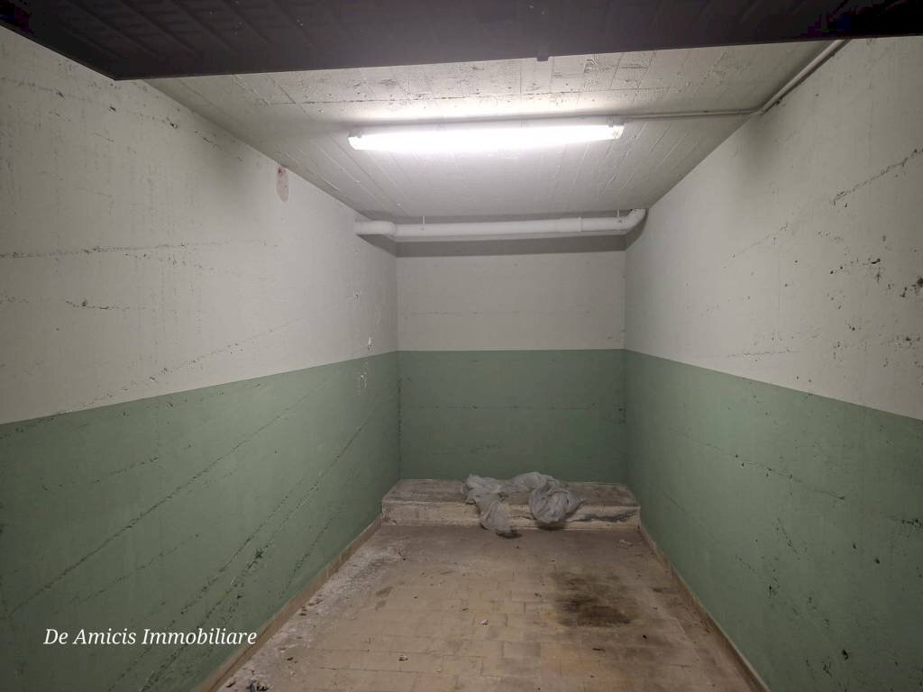 Box auto - Box via Roberto, Bordighera - photo 2