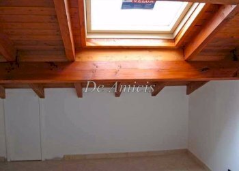 finetra camera - Bilocale via San Bartolomeo, 12-13, Apricale - foto 5