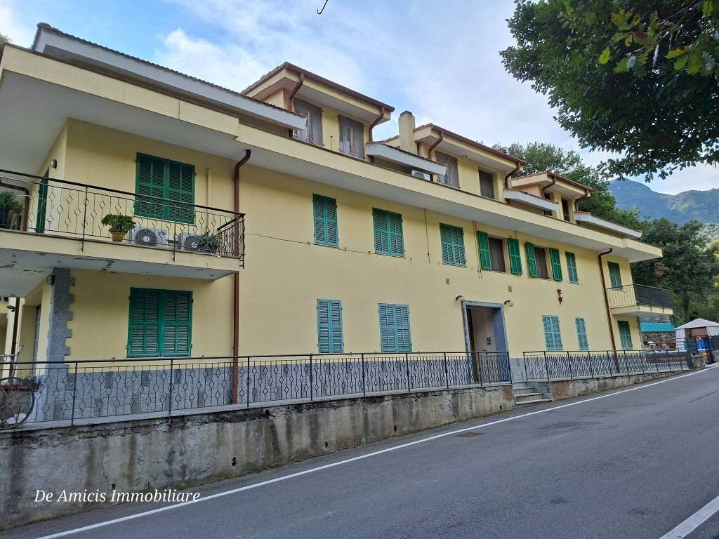 Facciata - Attico strada Provinciale 68, Dolceacqua - foto 1