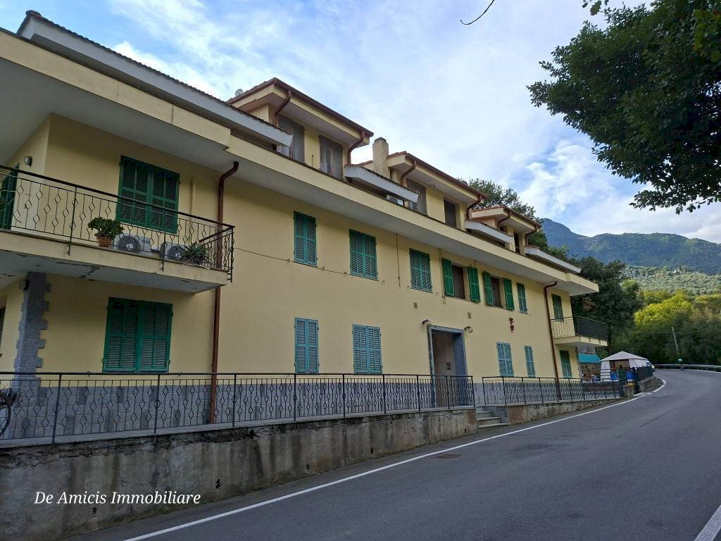 Facciata - Attico strada Provinciale 68, Dolceacqua - foto 2