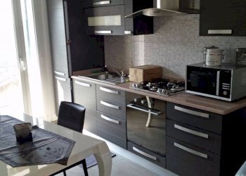 Soggiorno - Quadrilocale piazza Guglielmo Marconi, 21, Vallebona - foto 4
