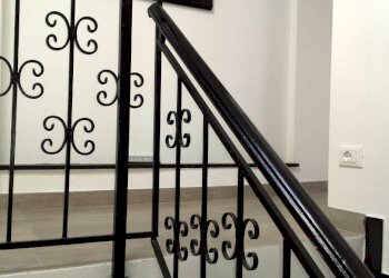 Scala interno - Quadrilocale piazza Guglielmo Marconi, 21, Vallebona - foto 12