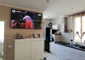 soggiorno - Four-room apartment Olivetta San Michele - photo 3