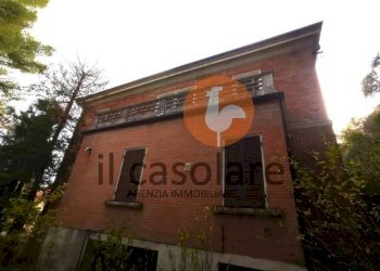 Facciata - Villa via Peschiera, 14, Cartoceto - foto 11