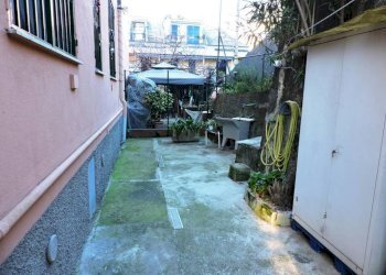 Terrazzo - Trilocale via Penego, Genova (zona Quarto) - foto 4