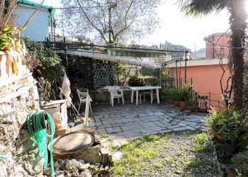 Giardino - Trilocale via Penego, Genova (zona Quarto) - foto 7