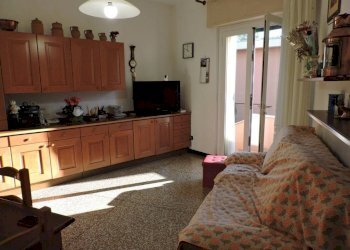 Soggiorno - Trilocale via Penego, Genova (zona Quarto) - foto 15