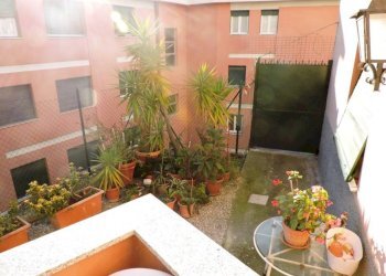 Uscita terrazzo - Trilocale via Penego, Genova (zona Quarto) - foto 25