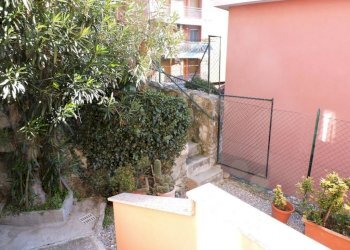 Esterno - Trilocale via Penego, Genova (zona Quarto) - foto 26