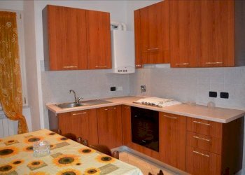 One-room apartment via Ponzò, Riccò del Golfo di Spezia - photo 2