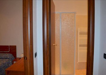 One-room apartment via Ponzò, Riccò del Golfo di Spezia - photo 8