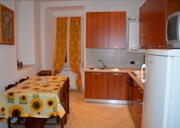 One-room apartment via Ponzò, Riccò del Golfo di Spezia - photo 9